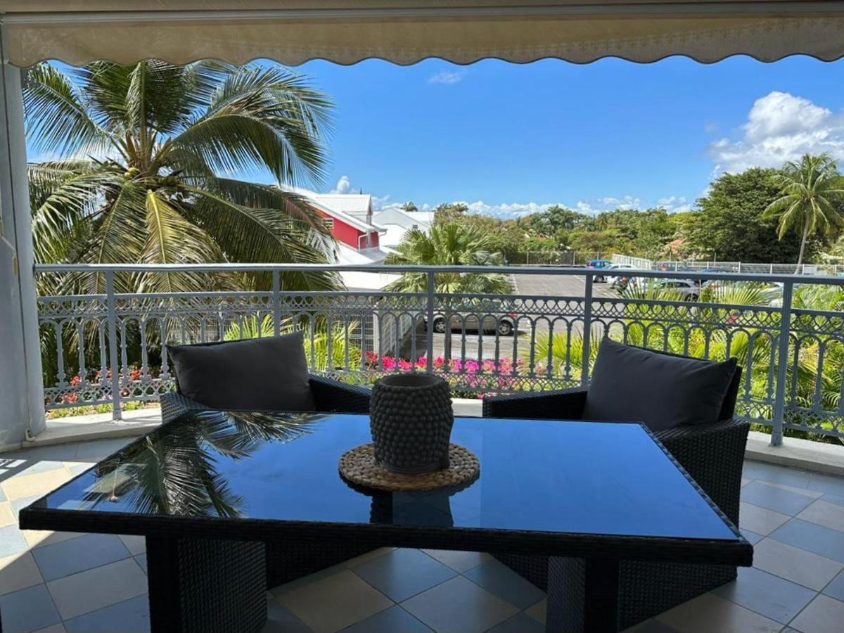 Grand Studio Zen Idealement Situe A Saint-Francois Avec Piscine Et Terrasse Buitenkant foto